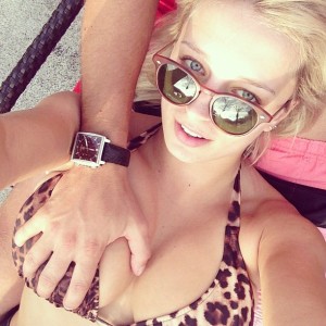 caroline vreeland grabbed by man