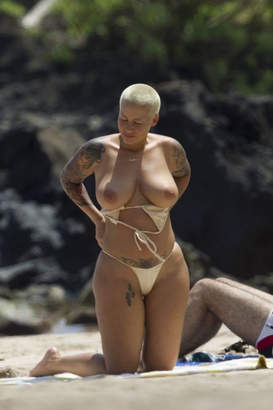 Amber Rose Topless